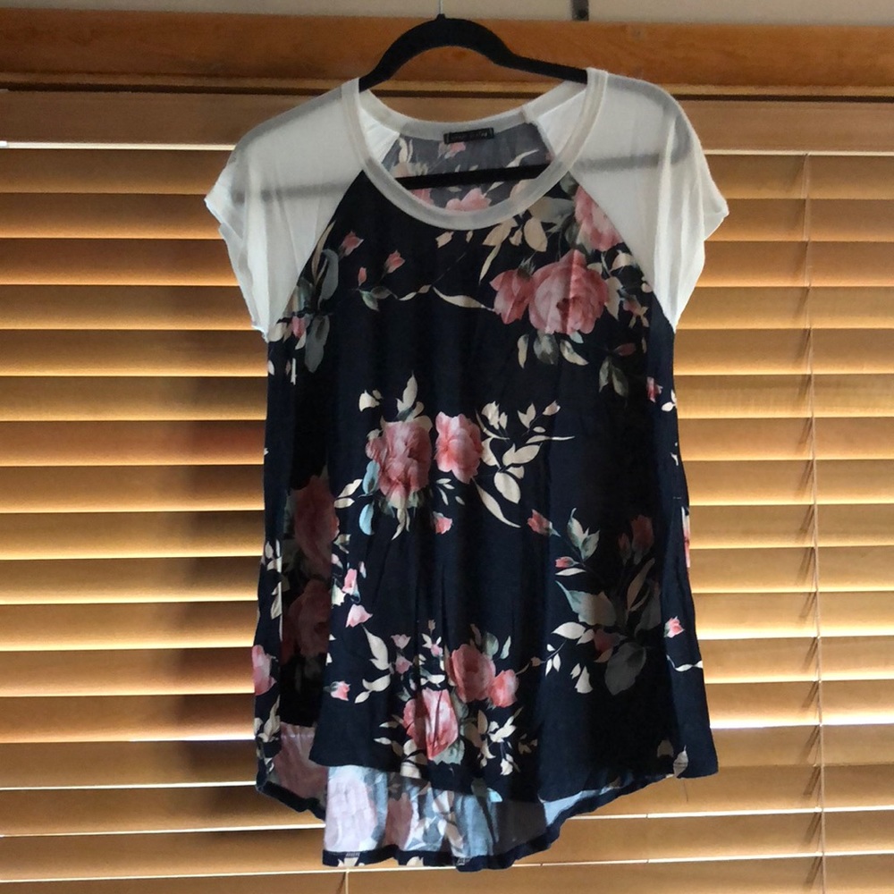 Navy floral baseball tee